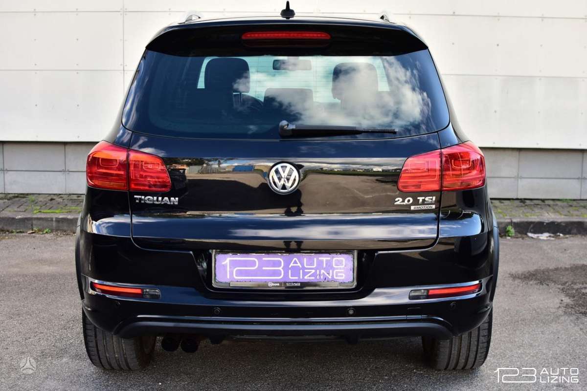 Volkswagen Tiguan - 8