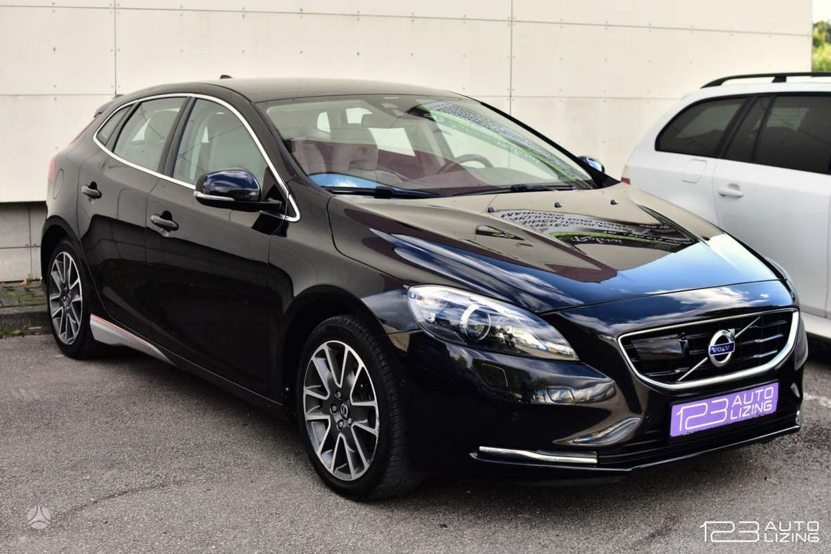 Volvo V40, 2.0 l., Хэтчбек