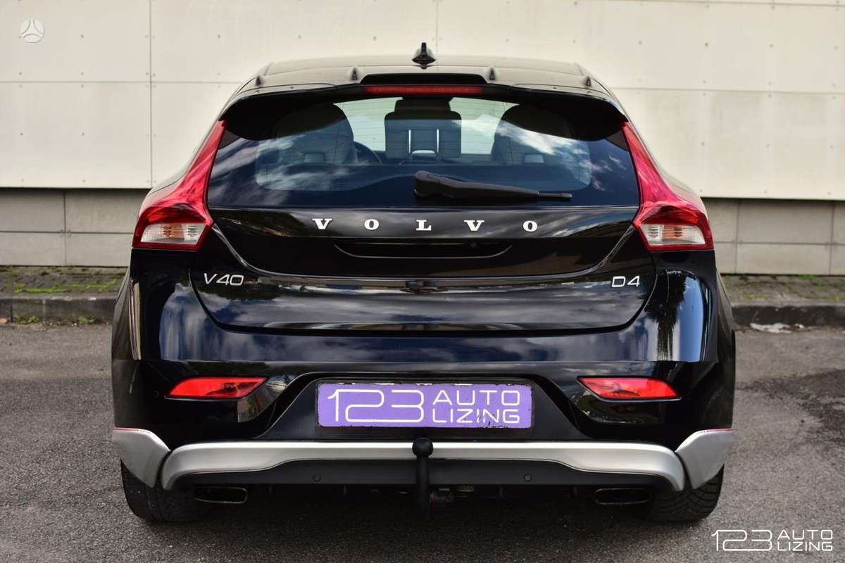 Volvo V40, 2.0 l., Хэтчбек