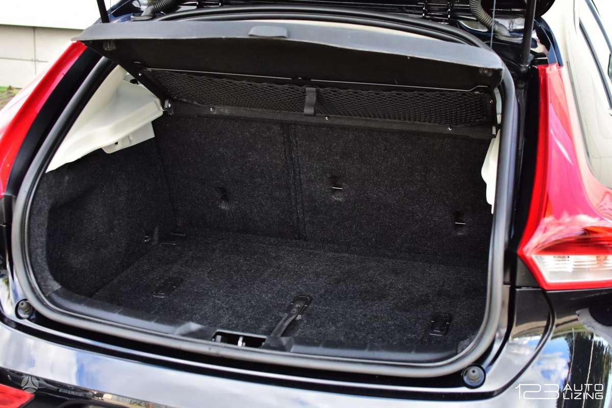 Volvo V40 - 11