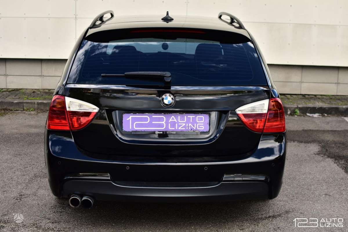 BMW 330, 3.0 l., wagon