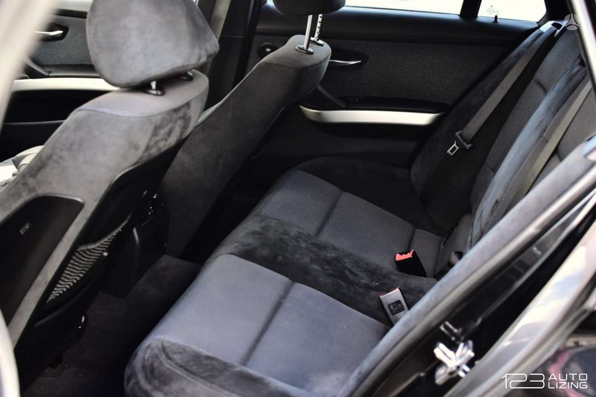 BMW 330, 3.0 l., Универсал