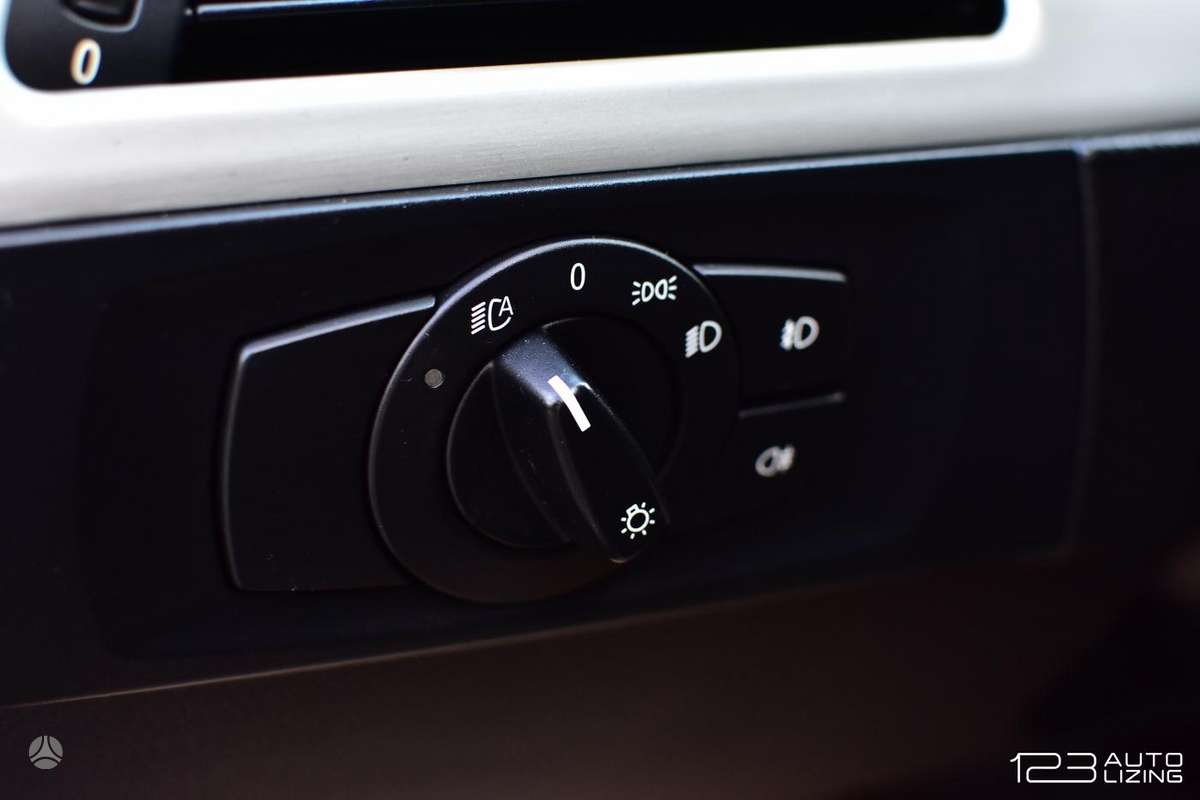 BMW 330, 3.0 l., wagon