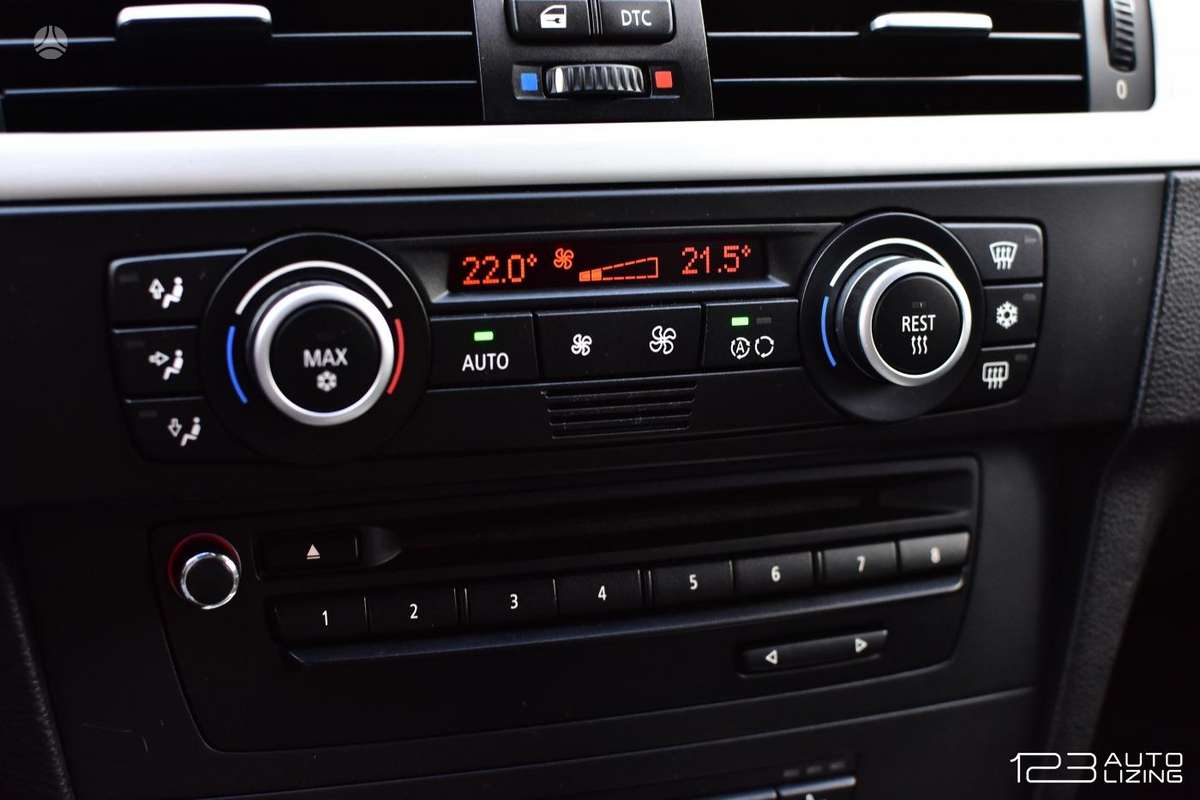 BMW 330, 3.0 l., wagon