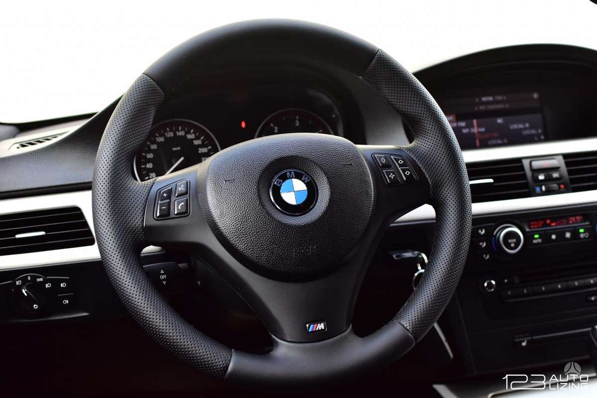 BMW 330, 3.0 l., wagon