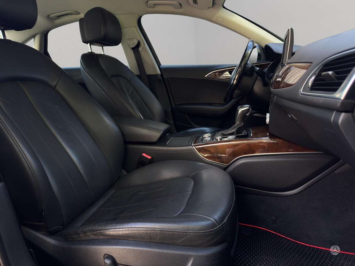 Audi A6, 2.0 l., Седан