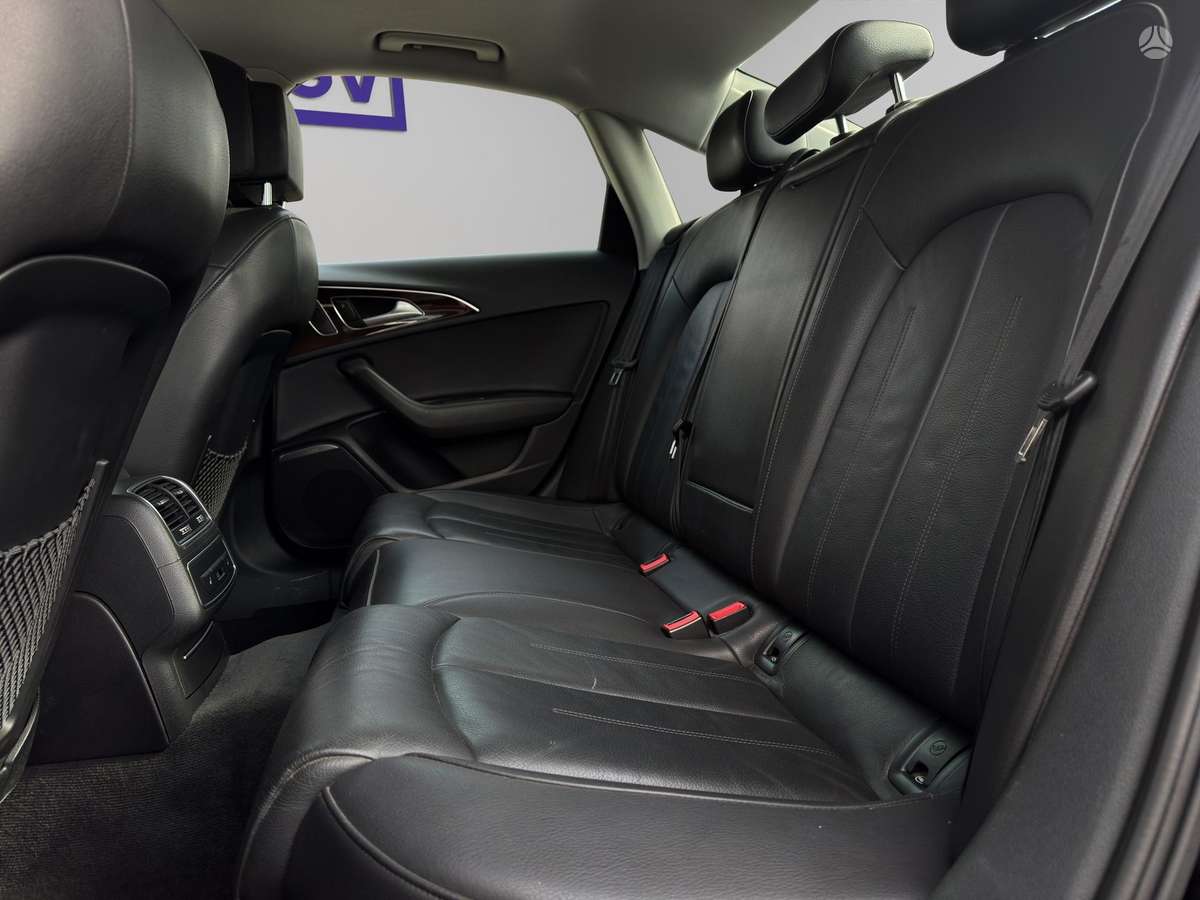 Audi A6, 2.0 l., Седан
