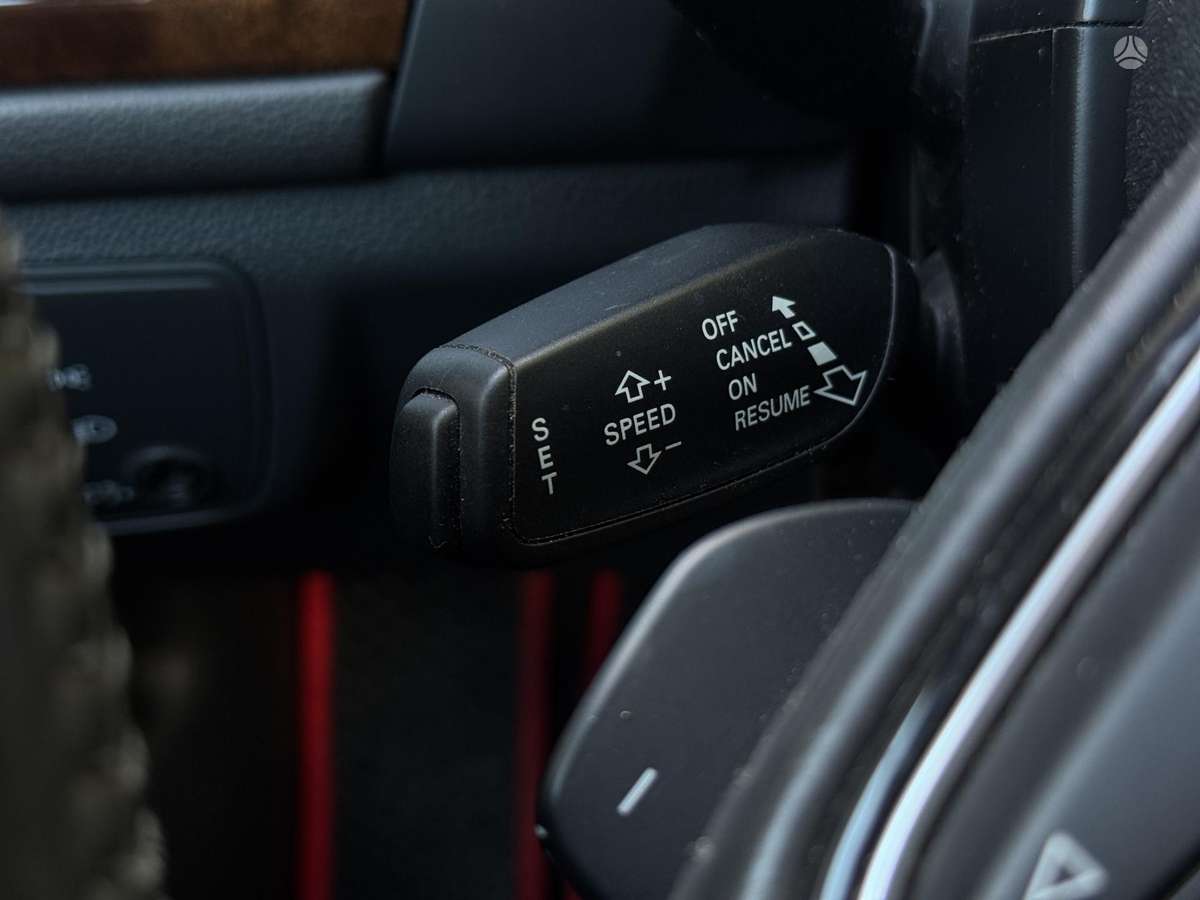 Audi A6, 2.0 l., Седан