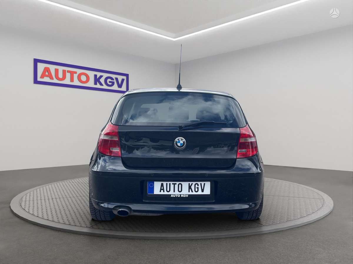 BMW 120, 2.0 l., hatchback