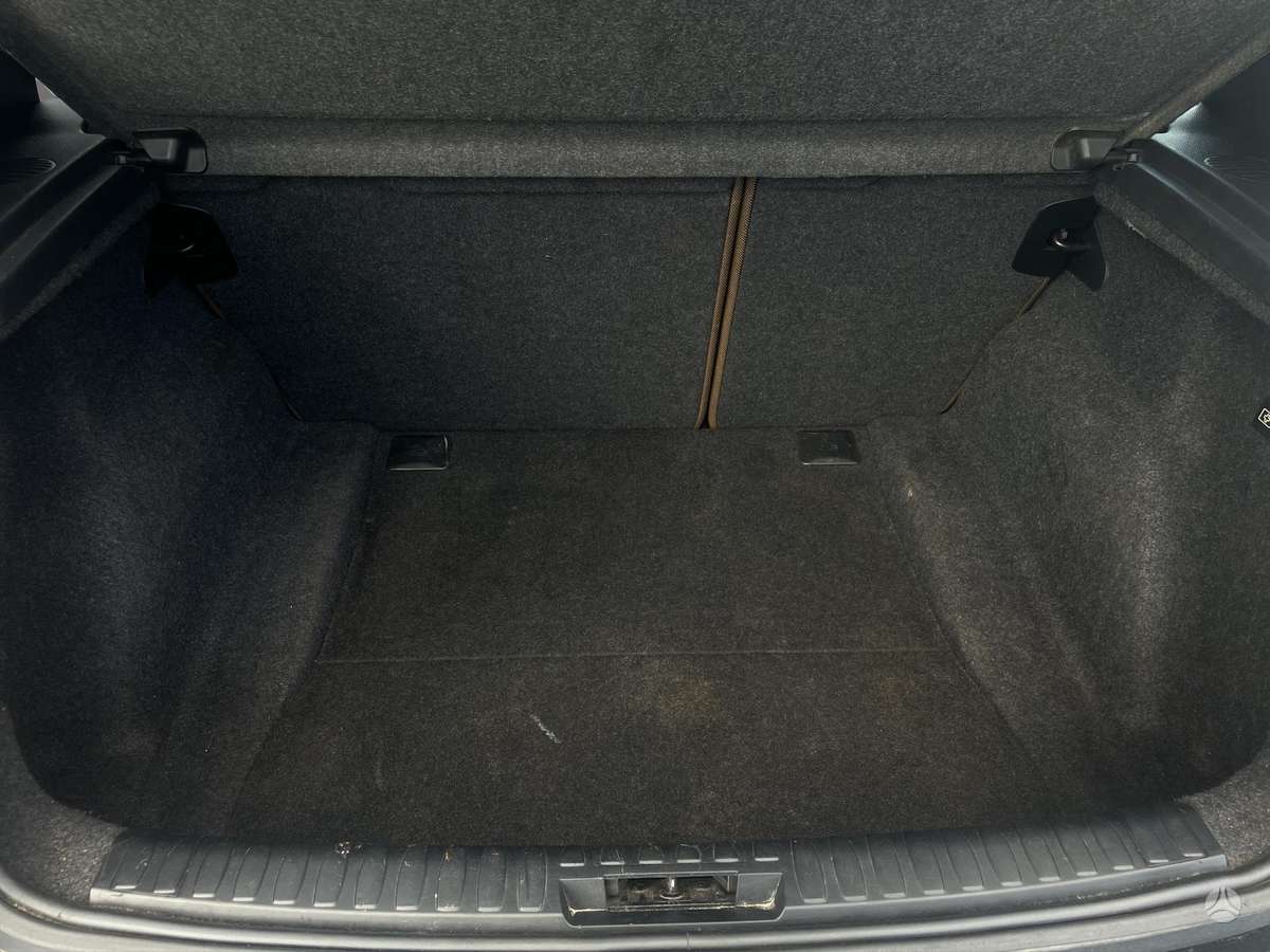 BMW 120, 2.0 l., hatchback