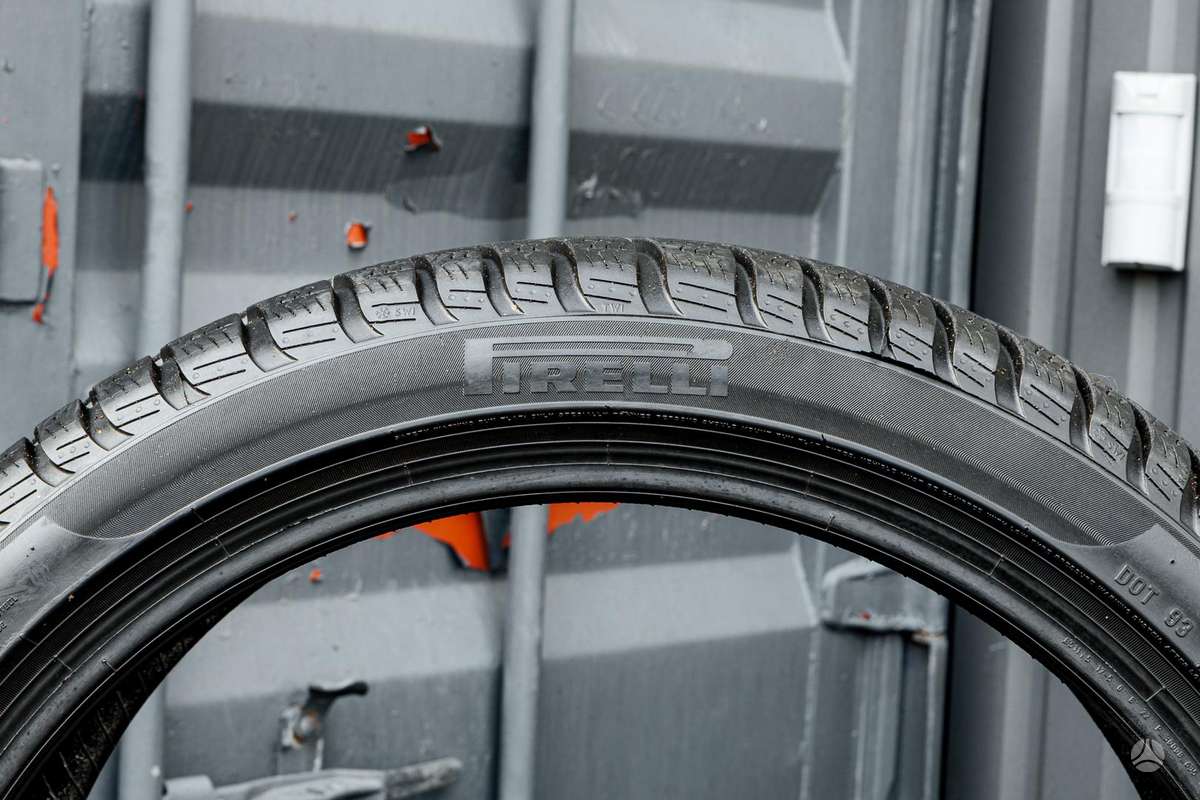 Pirelli Runflat Sottozero 3, winter 245/40 R20