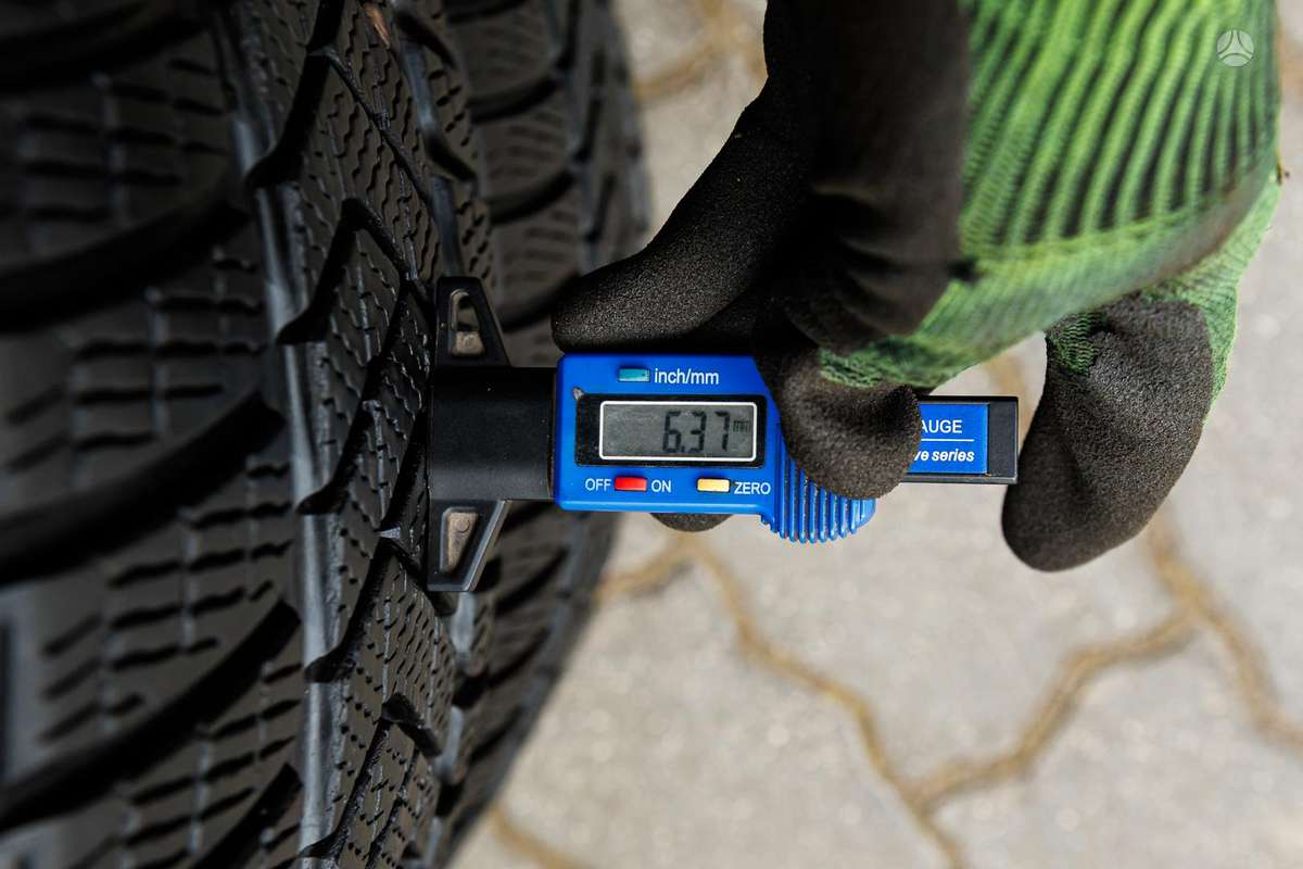 Pirelli Sottozero 3, winter 235/50 R19