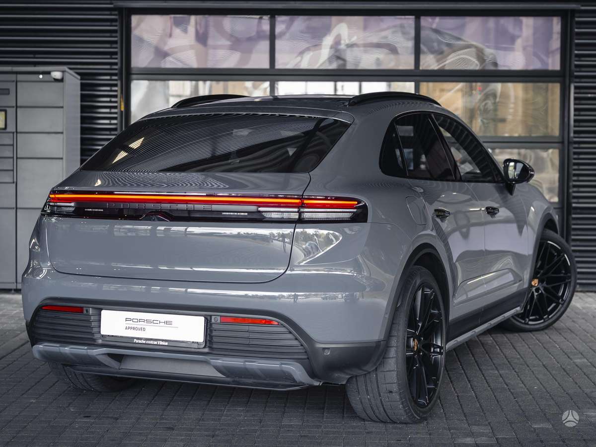 Porsche Macan - 5