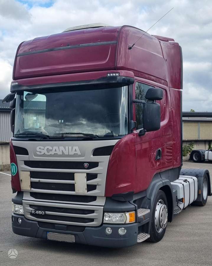 Scania R450, double sleeper