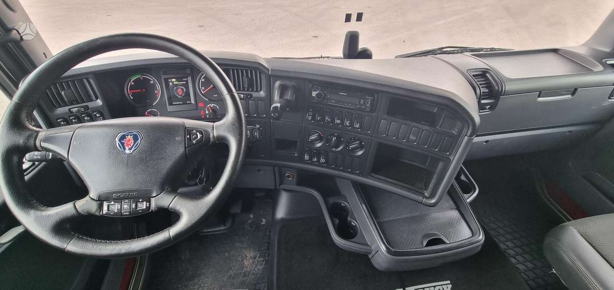 Scania R450 MEGA, 2 miegamosios vietos