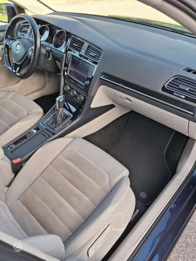 Volkswagen Golf, 1.2 l., Универсал