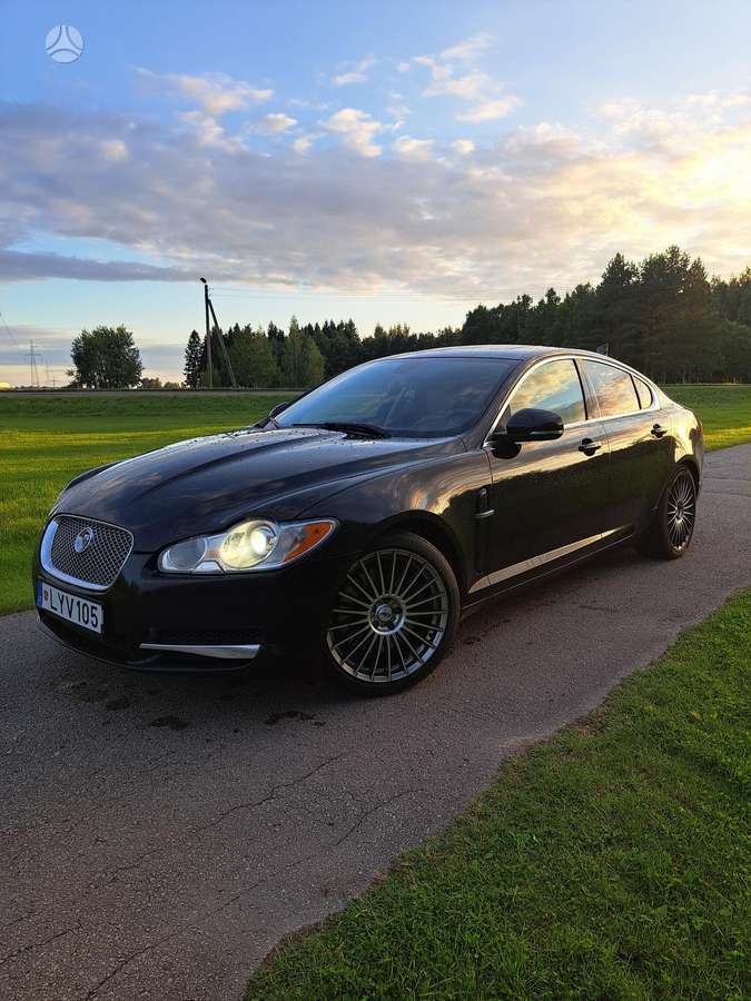 Jaguar XF, 3.0 l., Седан