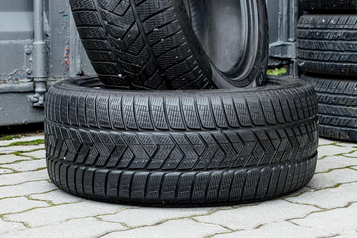 Pirelli Scorpion Winter (MO), winter 255/50 R19