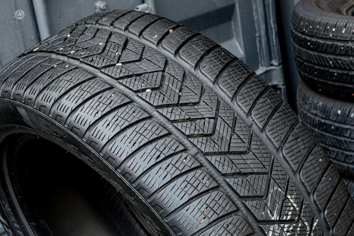 Pirelli Scorpion Winter (MO), winter 255/50 R19