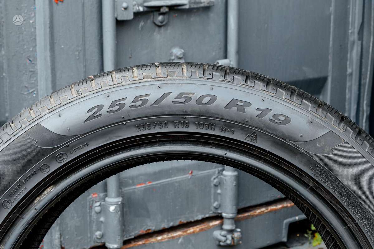 Pirelli Scorpion Winter (MO), winter 255/50 R19