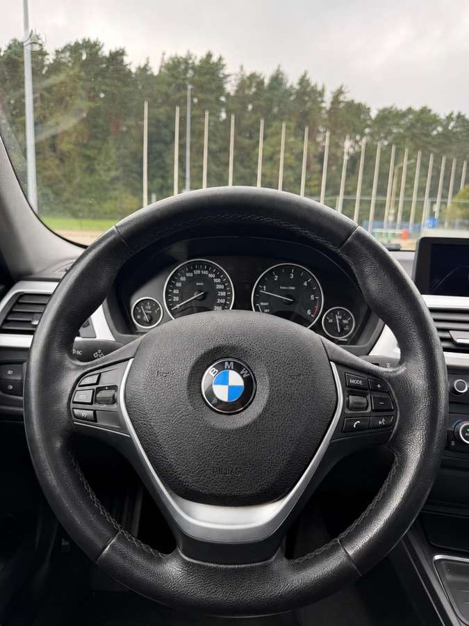 BMW 318, 2.0 l., wagon