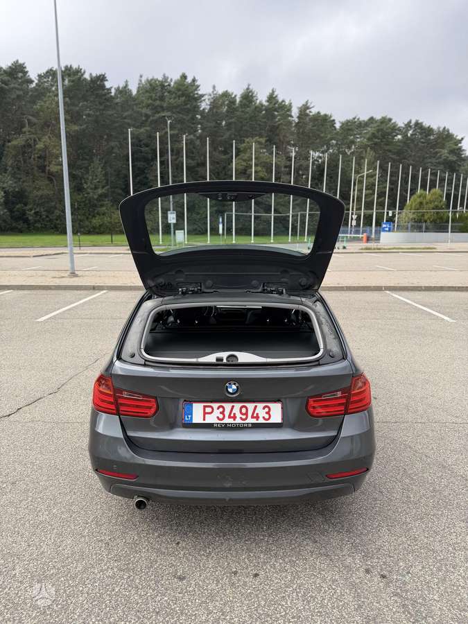 BMW 318, 2.0 l., wagon