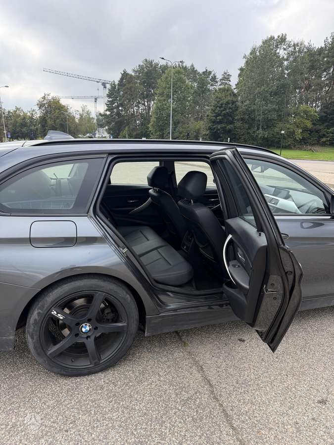 BMW 318, 2.0 l., wagon