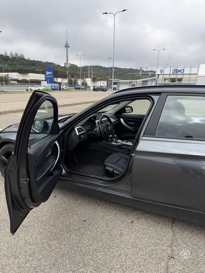 BMW 318, 2.0 l., wagon