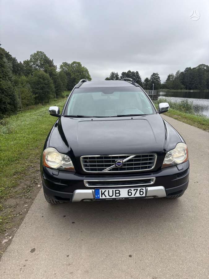 Volvo XC90 - 1