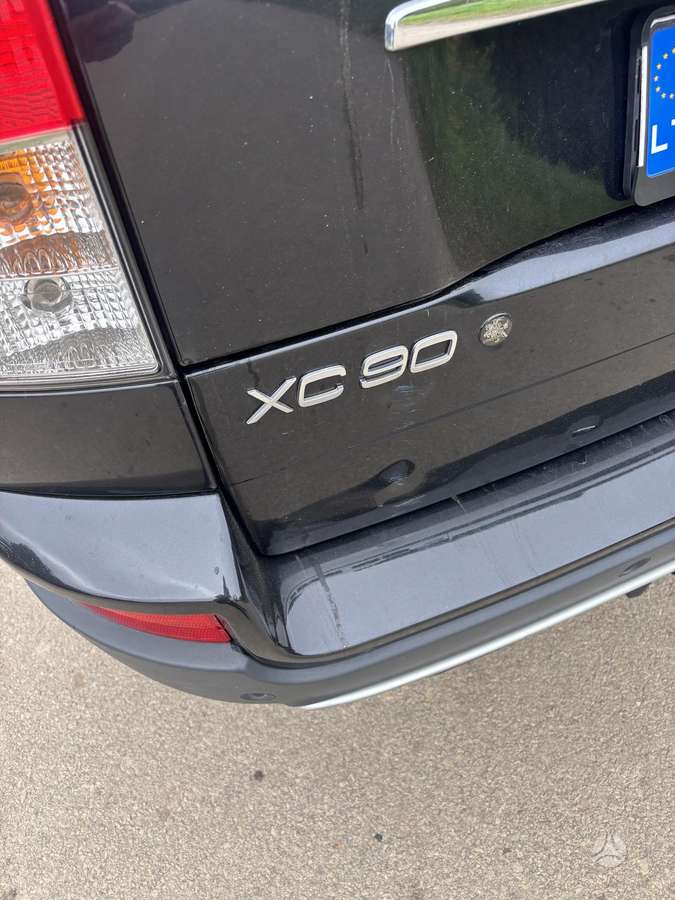 Volvo XC90 - 2