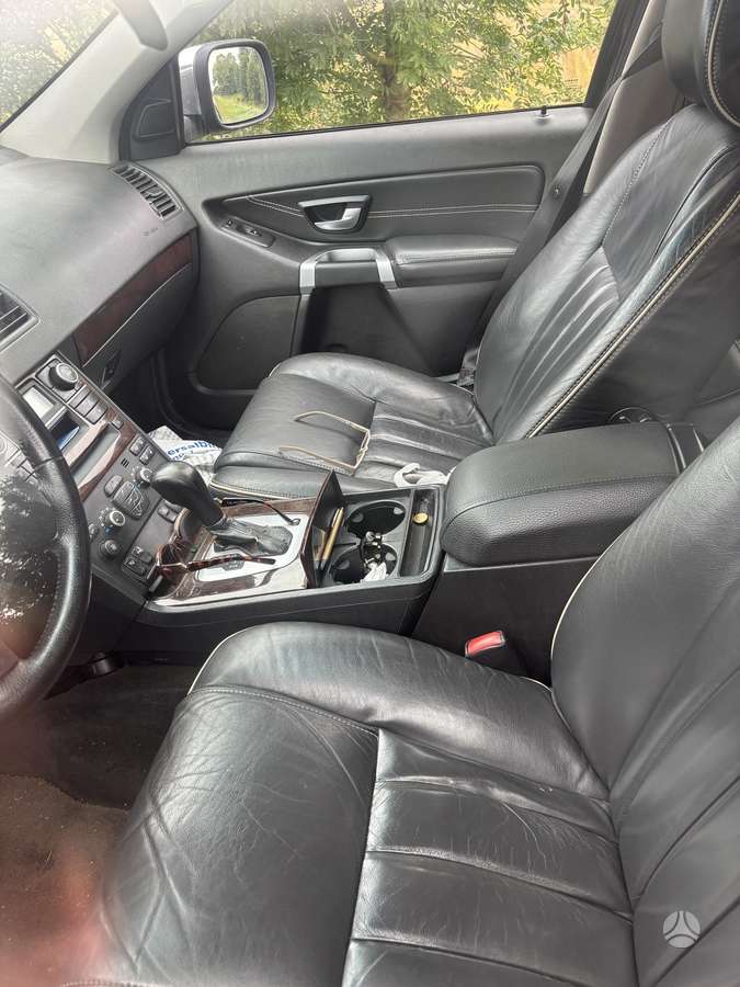 Volvo XC90 - 5