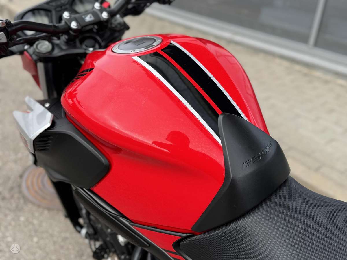 Honda CBF 650cc, street / classic