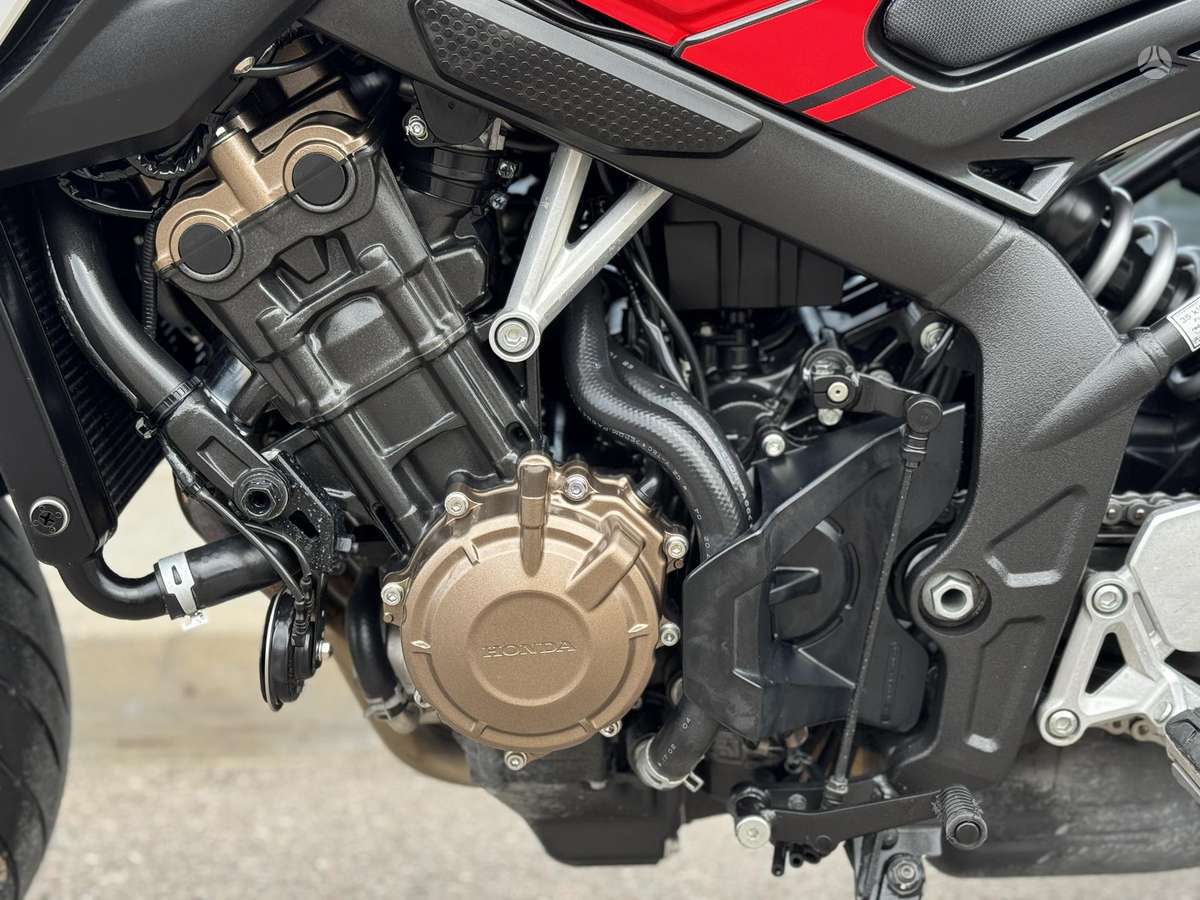 Honda CBF 650cc, street / classic