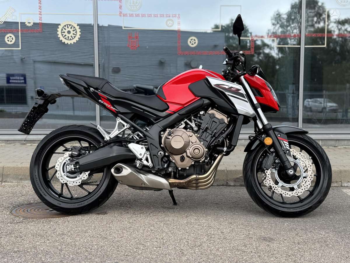 Honda CBF 650cc, street / classic