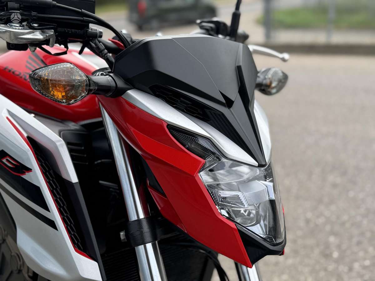 Honda CBF 650cc, street / classic