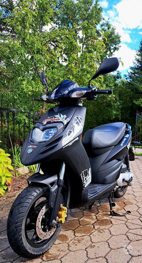 Piaggio Typhoon 49cc, мотороллеры / мопеды