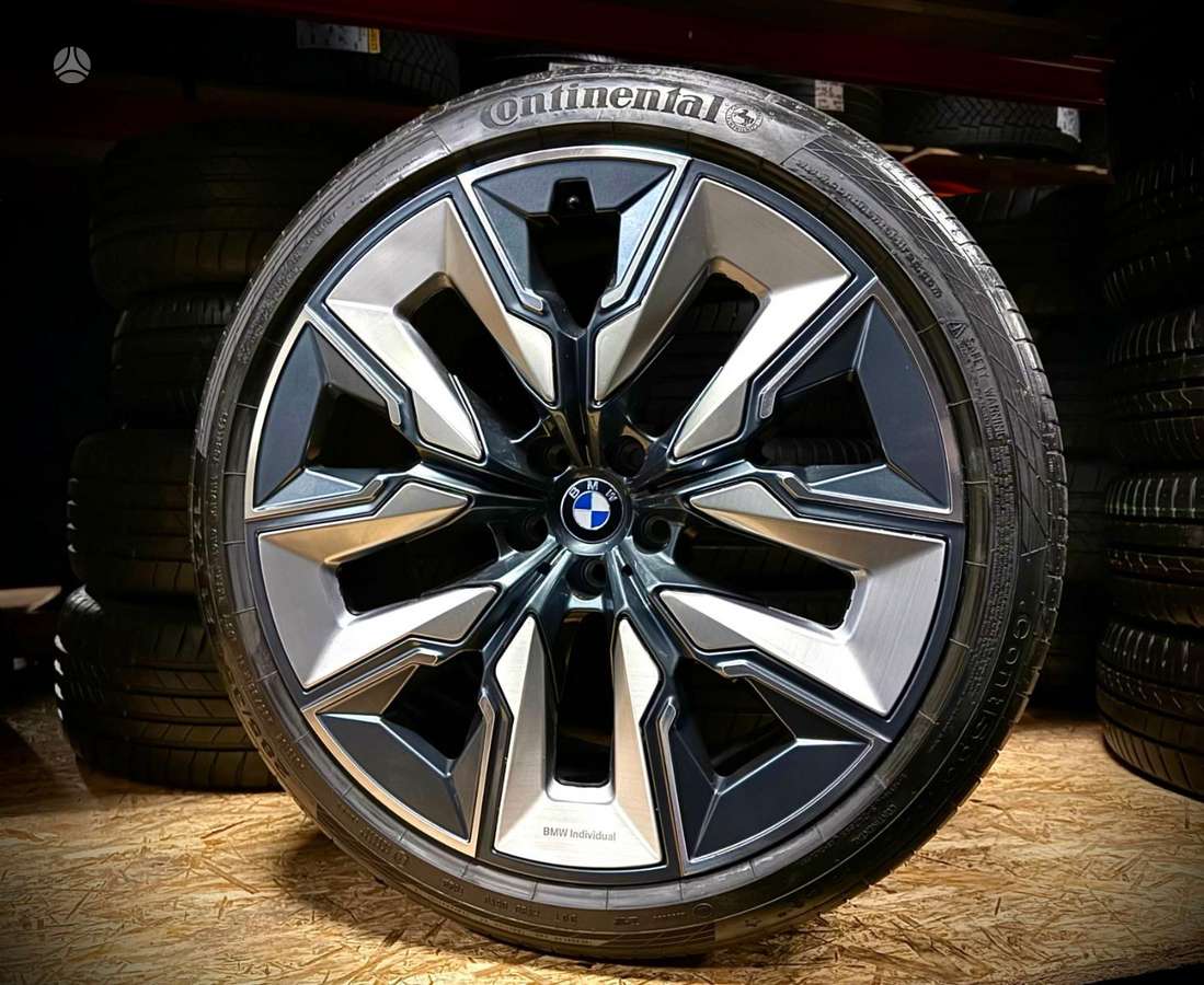 BMW 7 DEMO, light alloy, R21