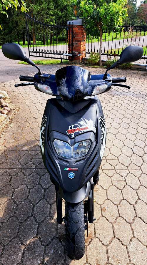 Piaggio Typhoon 49cc, мотороллеры / мопеды