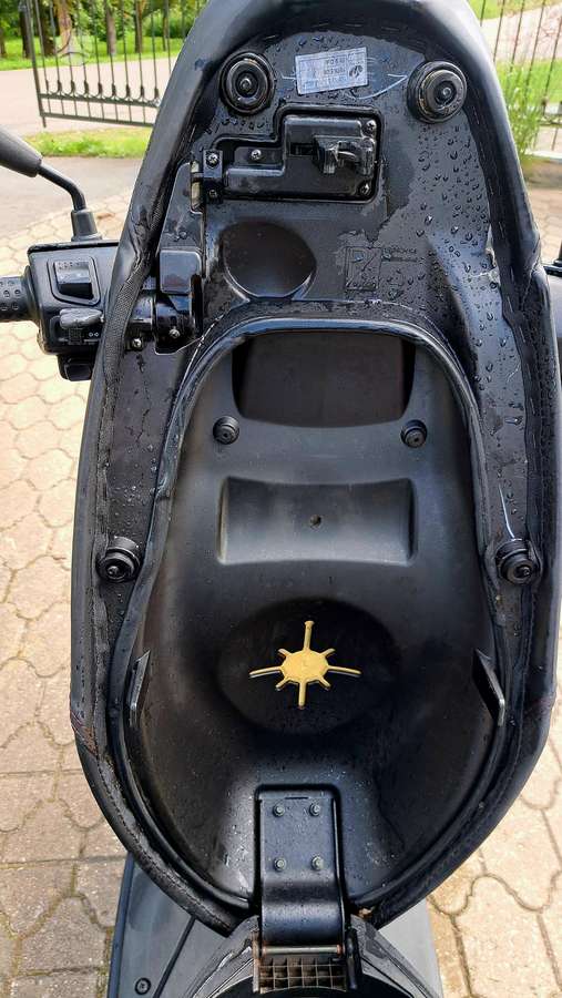 Piaggio Typhoon 49cc, scooters / mopeds
