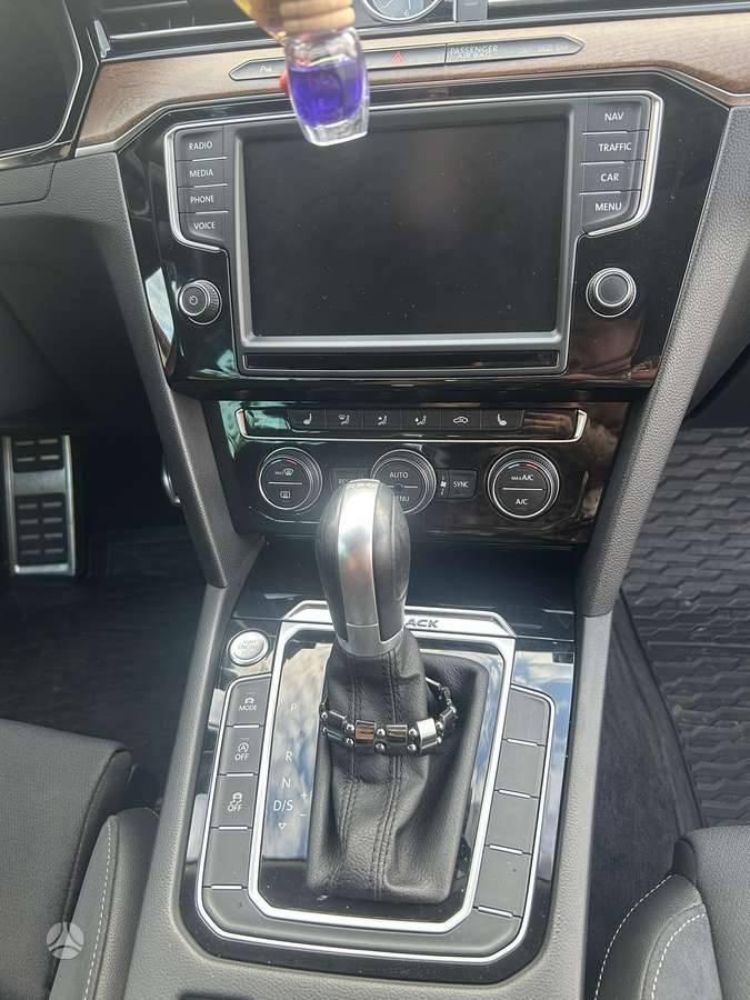 Volkswagen Passat Alltrack - 8