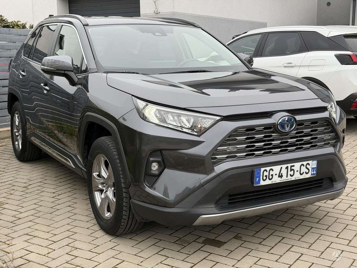 Toyota RAV4 - 3
