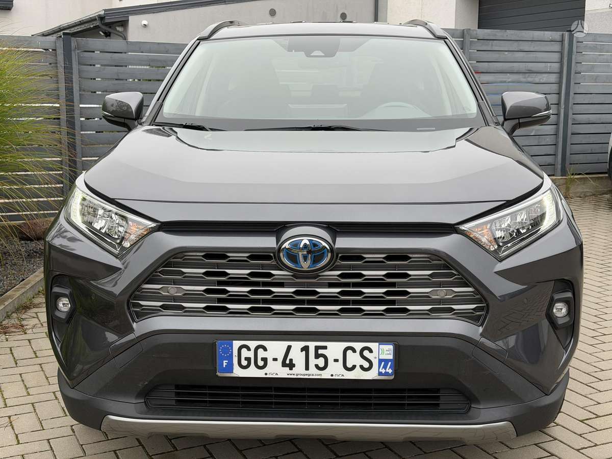 Toyota RAV4 - 2