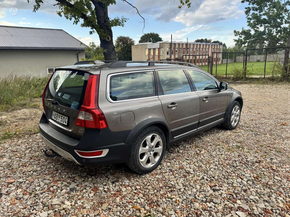 Volvo XC70 - 4