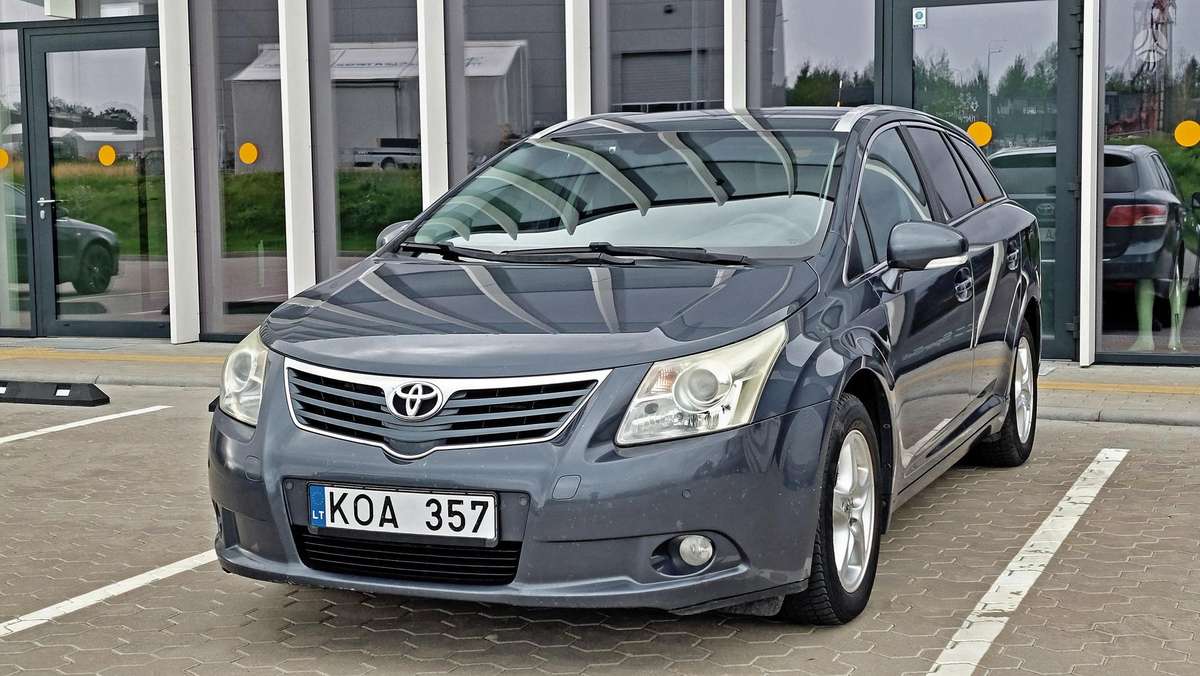 Toyota Avensis - 3