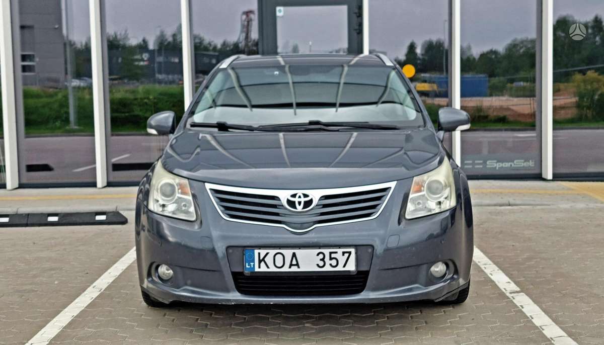 Toyota Avensis - 6