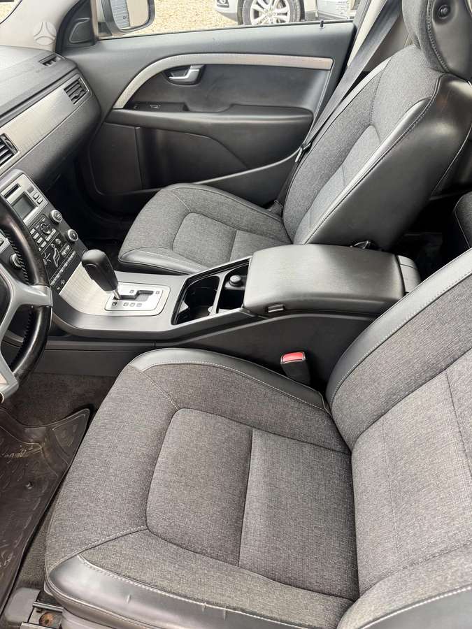 Volvo XC70 - 7
