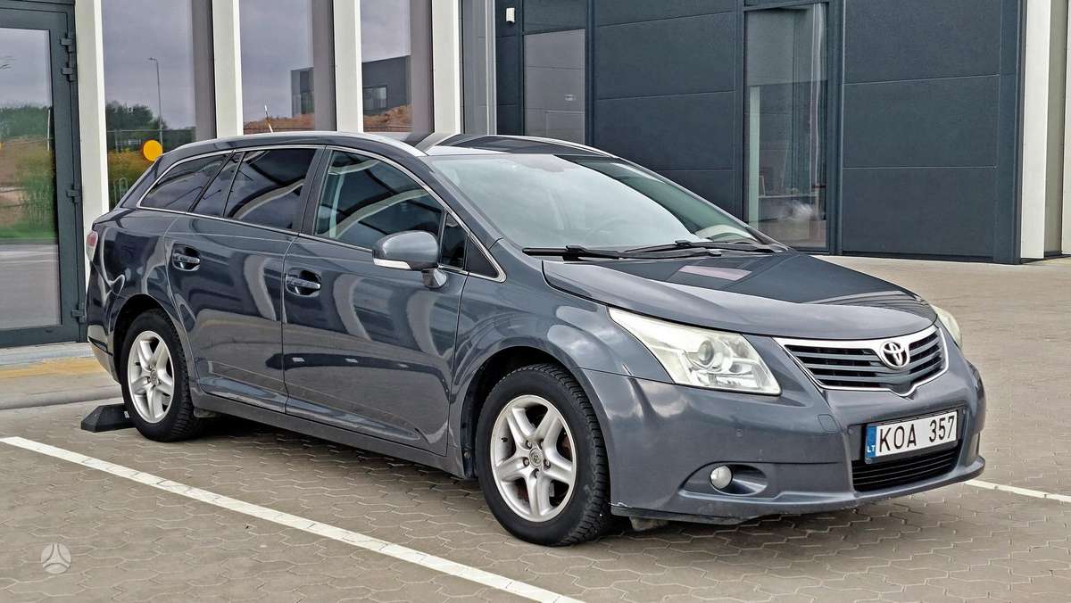 Toyota Avensis - 10
