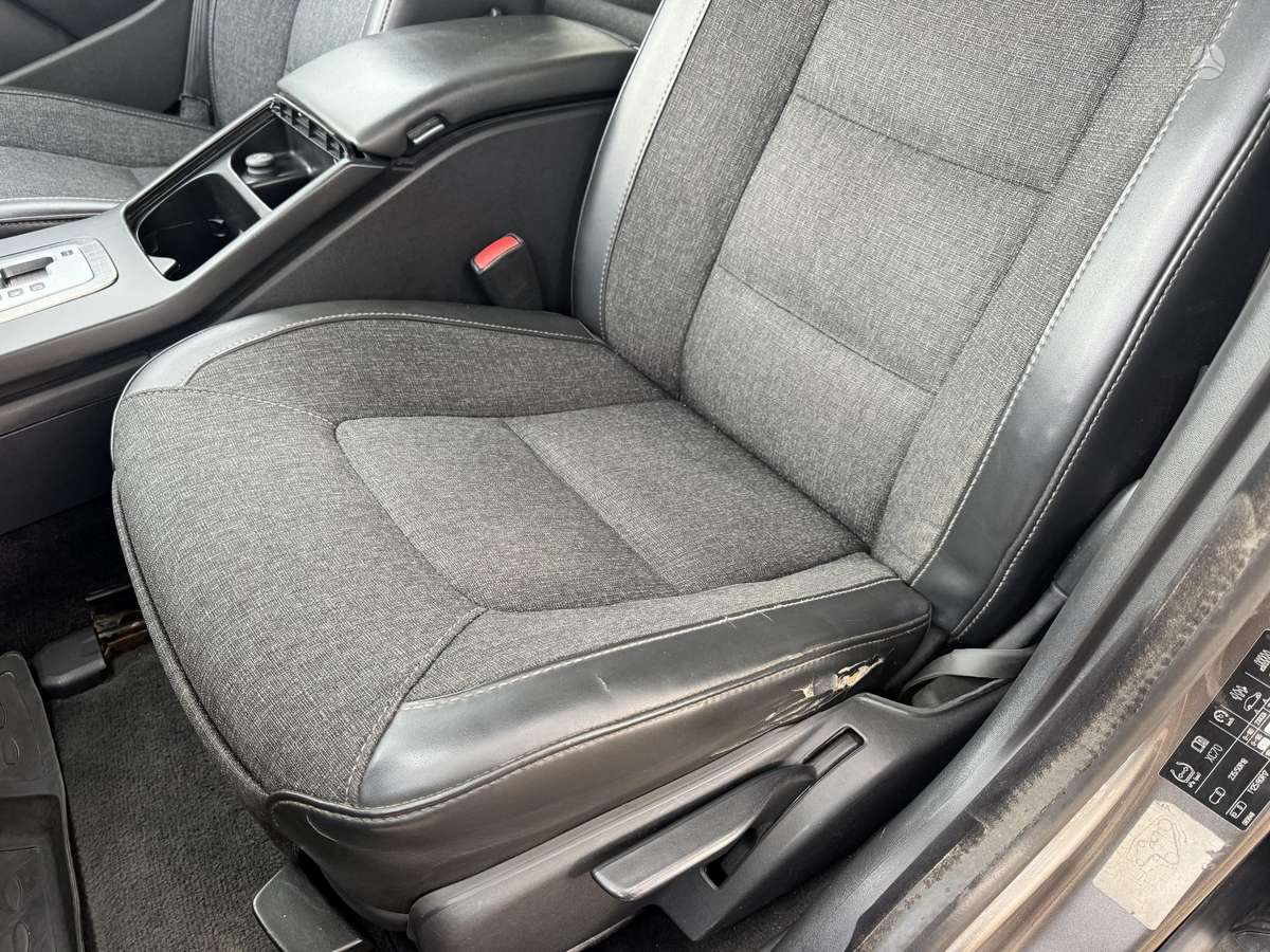Volvo XC70 - 8