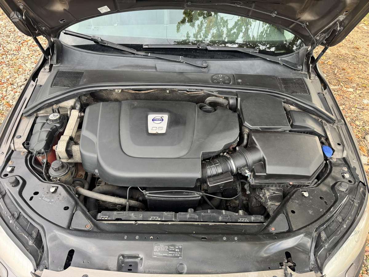 Volvo XC70 - 11