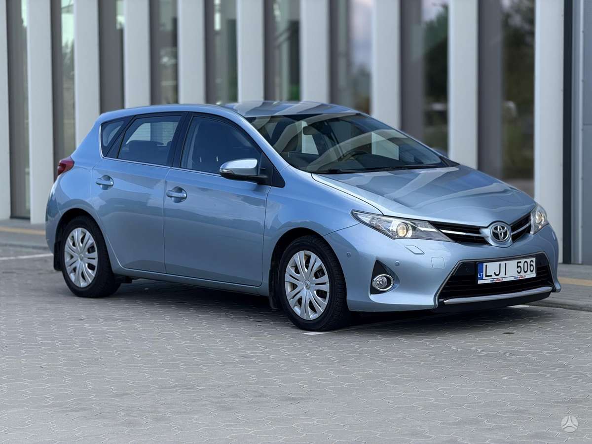 Toyota Auris - 3